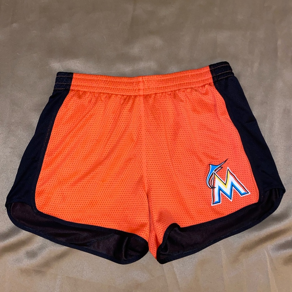 WORKOUT GYM LOUNGE SHORTS VS PINK